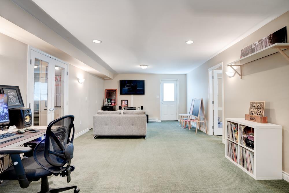 3331 Rosemary Heights Crescent, Surrey, British Columbia  V3Z 0K7 - Photo 30 - R3116386