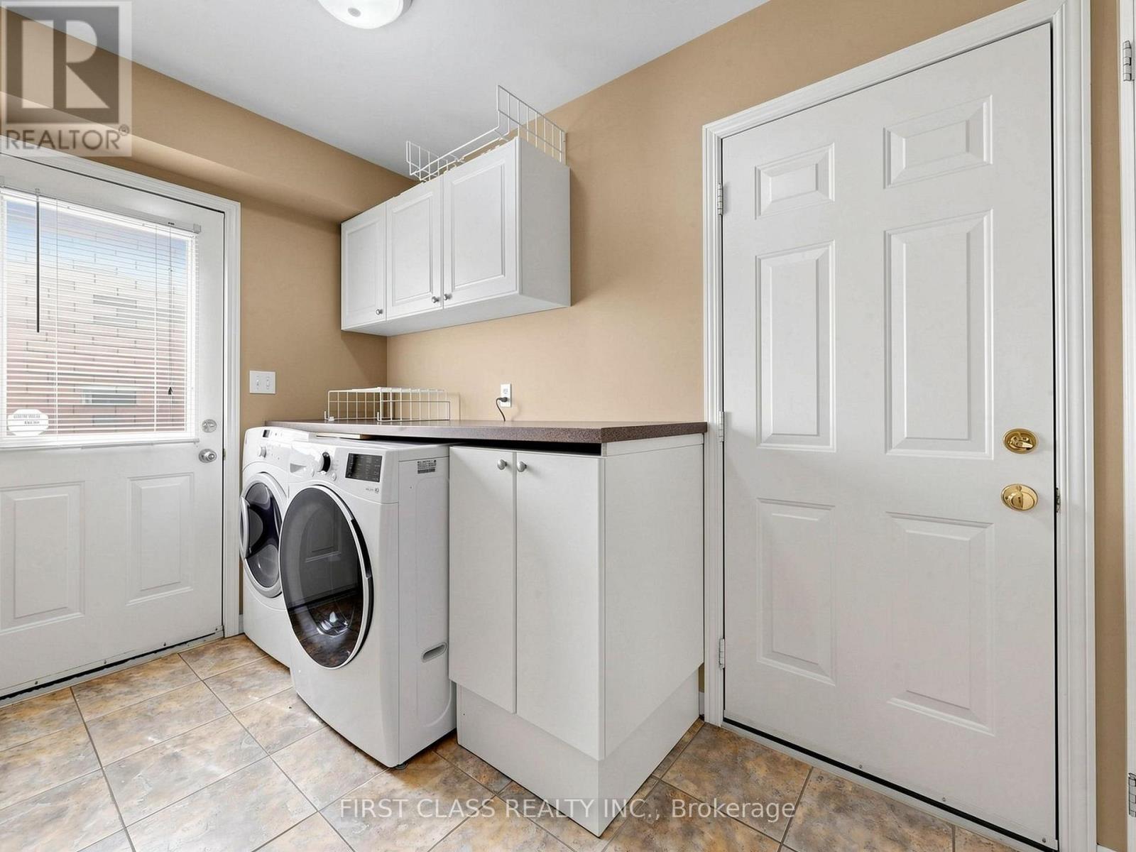 11 Diamond Court, Hamilton, Ontario  L9C 7V5 - Photo 23 - X13028152