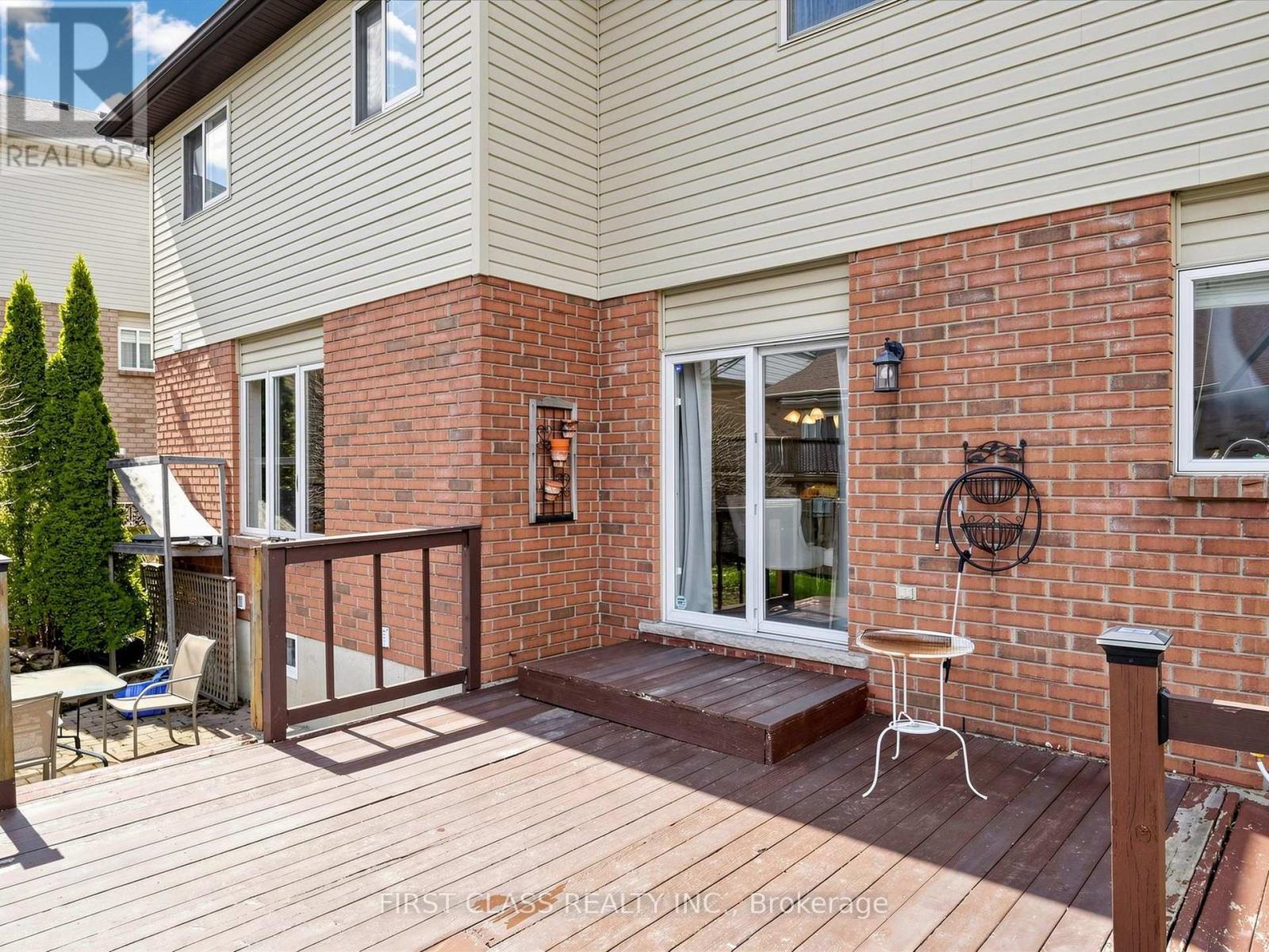 11 Diamond Court, Hamilton, Ontario  L9C 7V5 - Photo 49 - X13028152