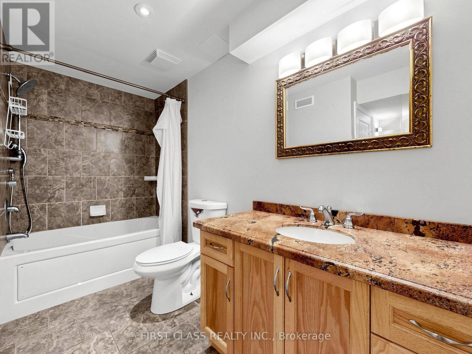 11 Diamond Court, Hamilton, Ontario  L9C 7V5 - Photo 47 - X13028152