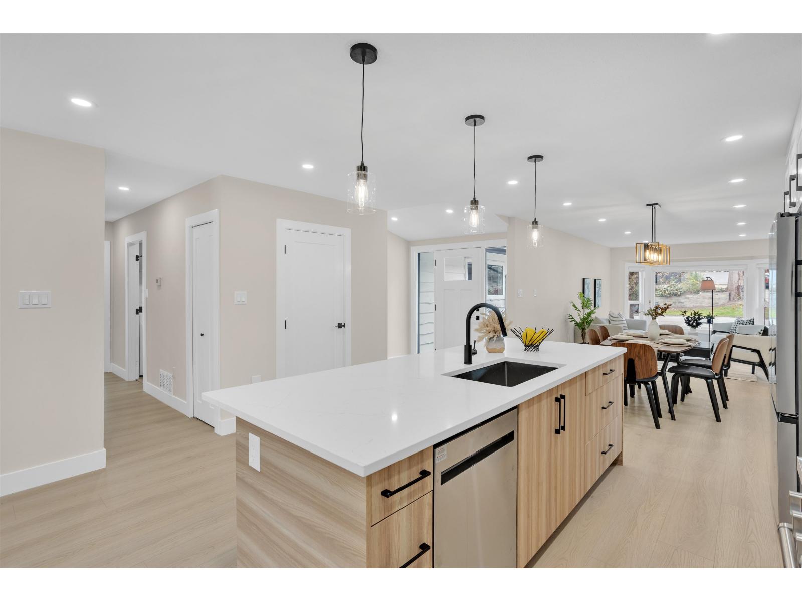 19725 50a Avenue, Langley, British Columbia  V3A 7L1 - Photo 10 - R3115979