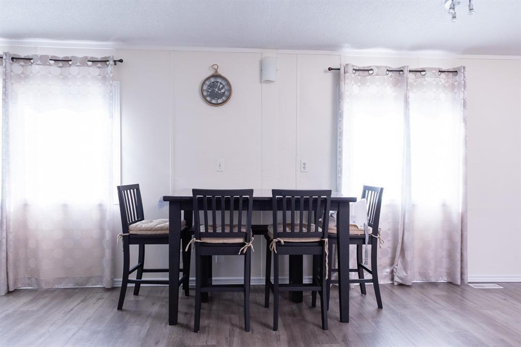 5 Aspen Four Drive, Steinbach, Manitoba  R5G 0L9 - Photo 9 - 202607767