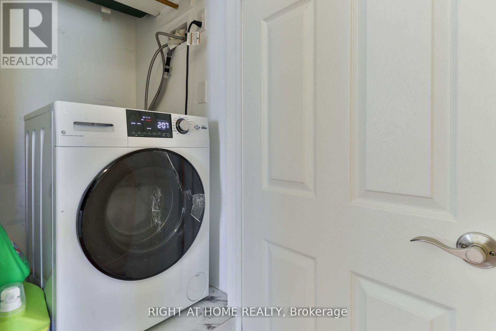 Main - 2 Greenland Road, Toronto, Ontario  M3C 1N2 - Photo 20 - C13052714