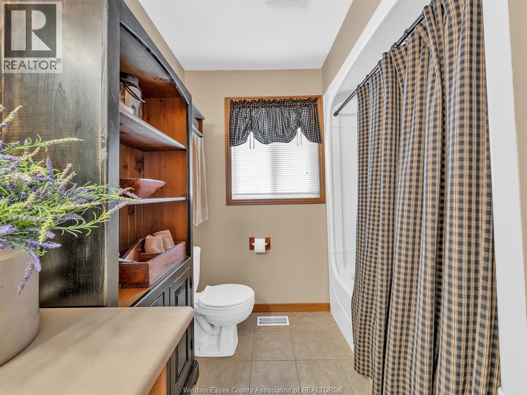 654 Richmond, Amherstburg, Ontario  N9V 3Z4 - Photo 20 - 26009232