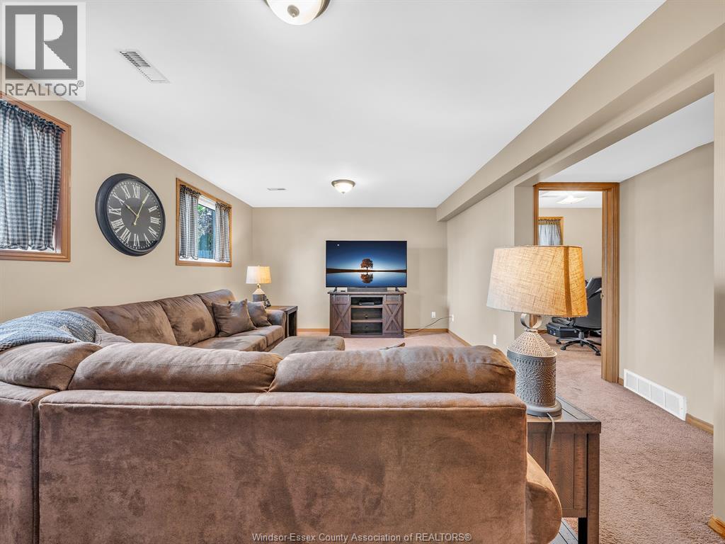 654 Richmond, Amherstburg, Ontario  N9V 3Z4 - Photo 23 - 26009232