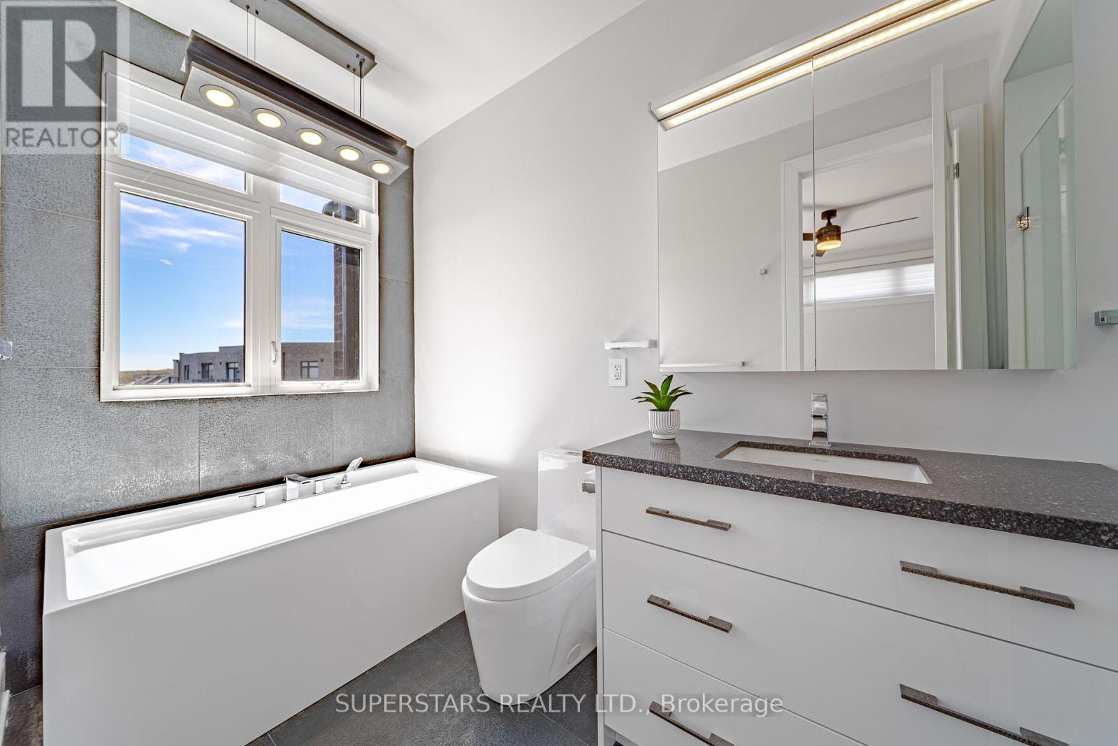 147 Lebovic Campus Drive, Vaughan, Ontario  L6A 5A1 - Photo 25 - N13052598