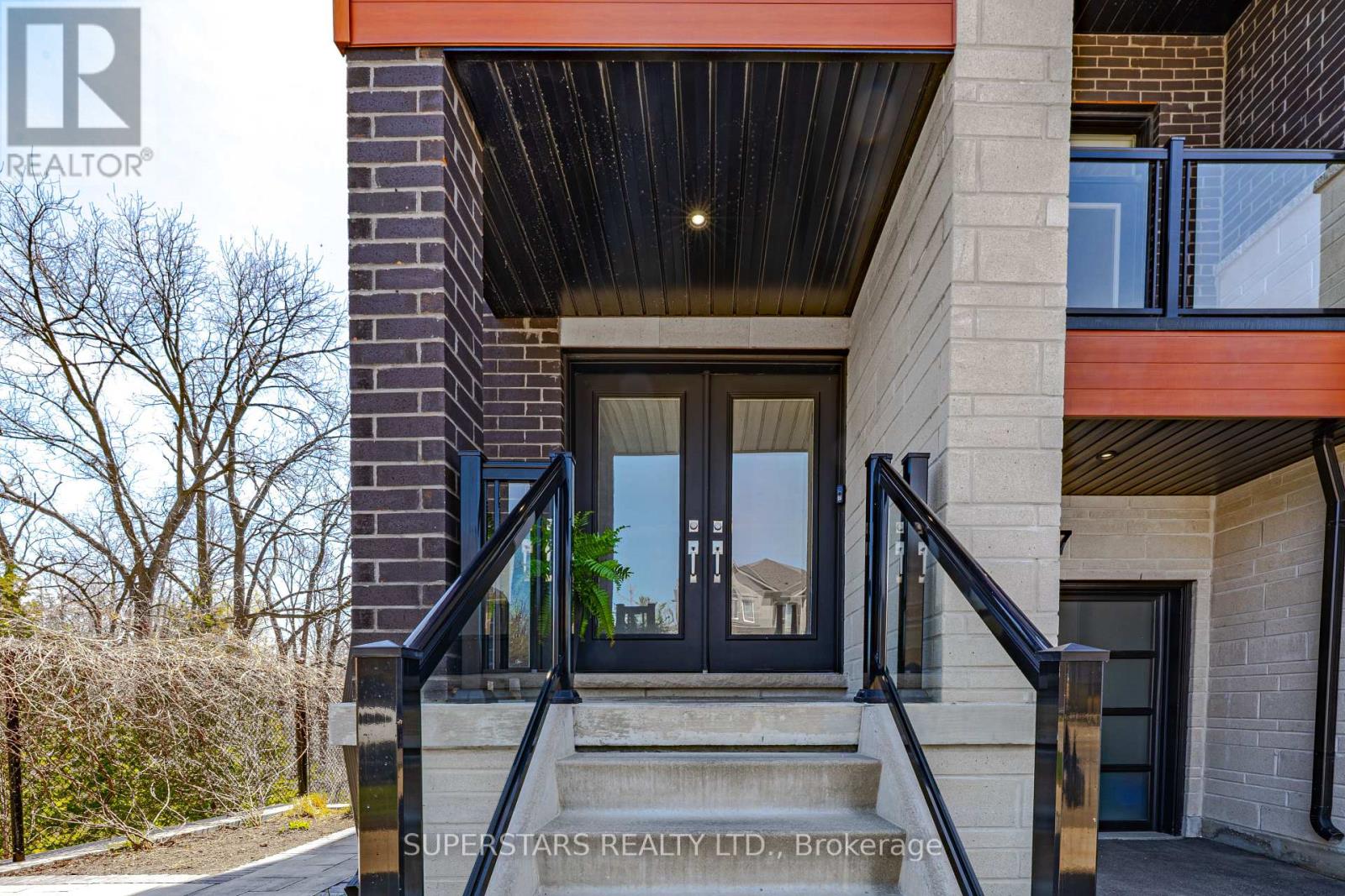 147 Lebovic Campus Drive, Vaughan, Ontario  L6A 5A1 - Photo 3 - N13052598