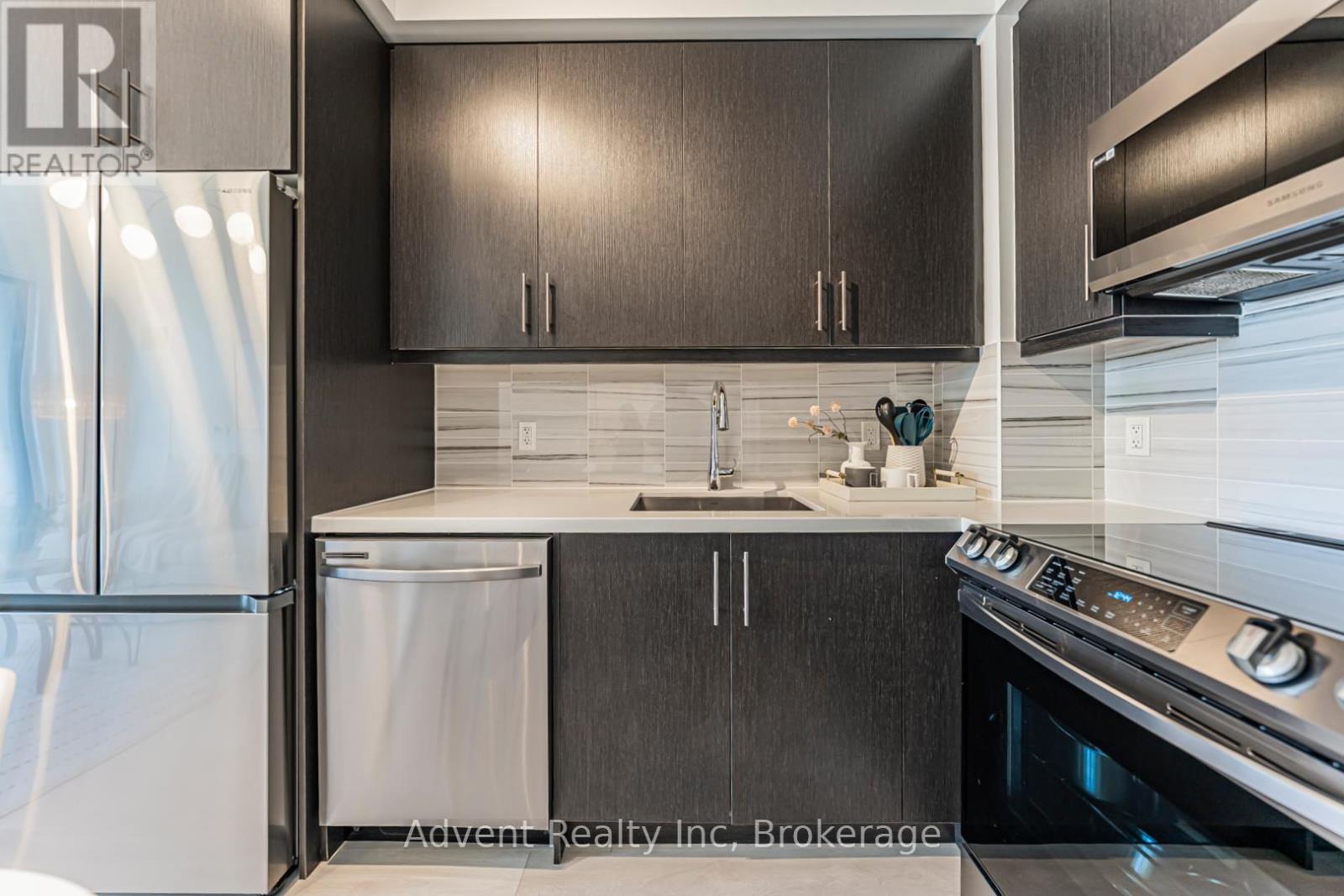 604 - 105 Oneida Crescent, Richmond Hill, Ontario  L4B 0H6 - Photo 14 - N13052614