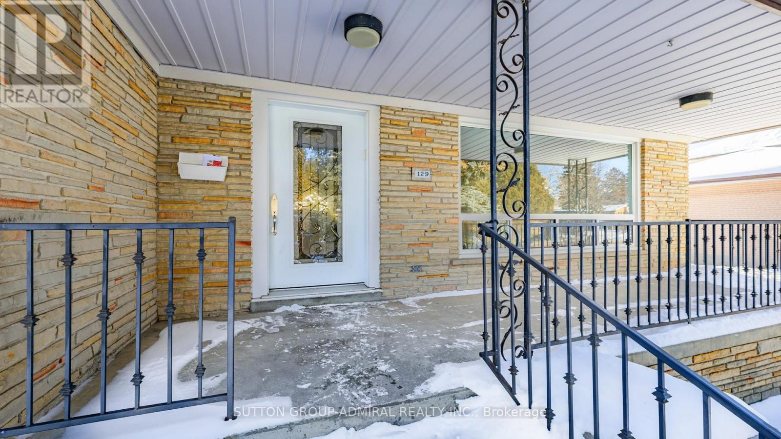 129 CRESTWOOD ROAD, Vaughan, Ontario