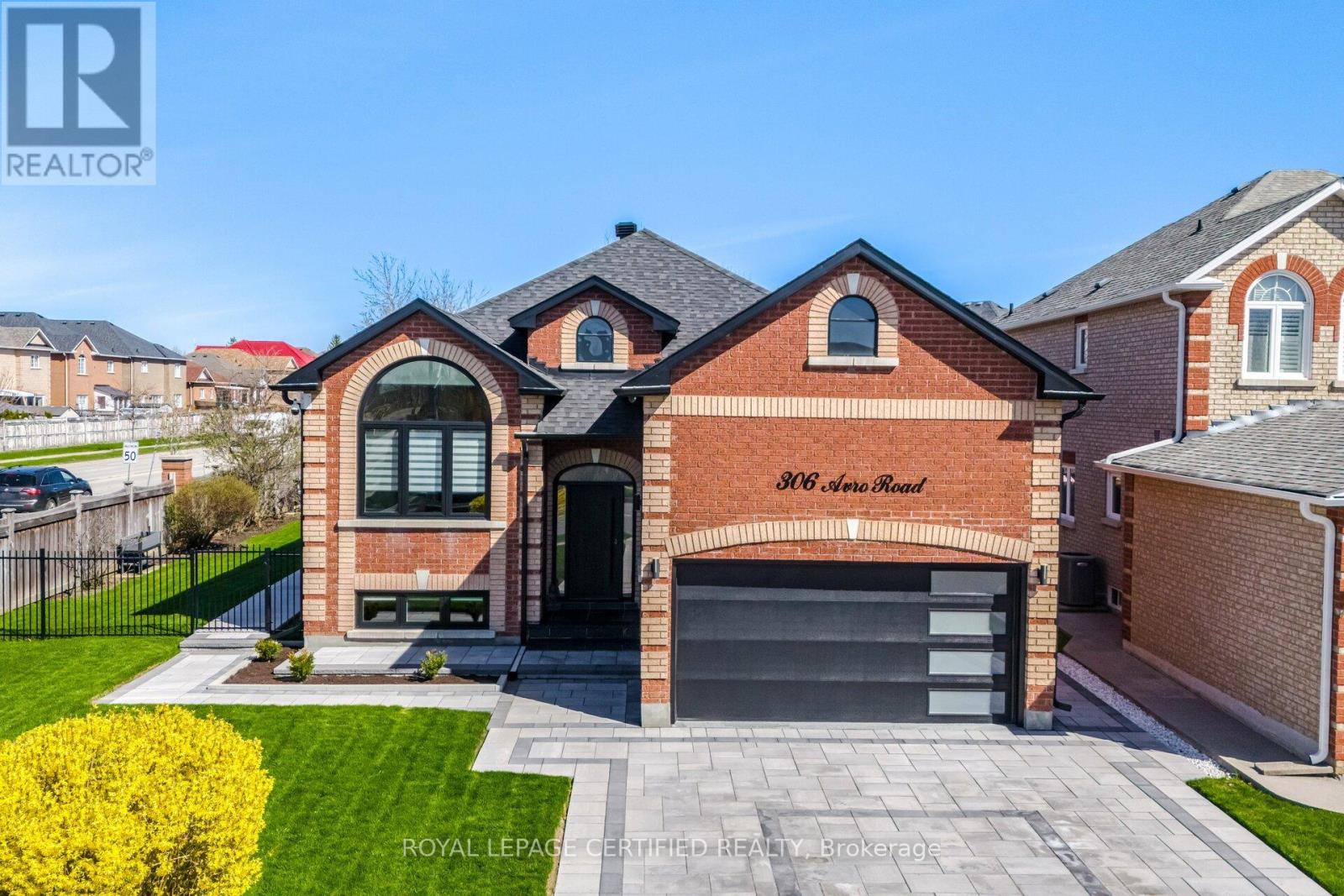 306 AVRO ROAD, Vaughan, Ontario
