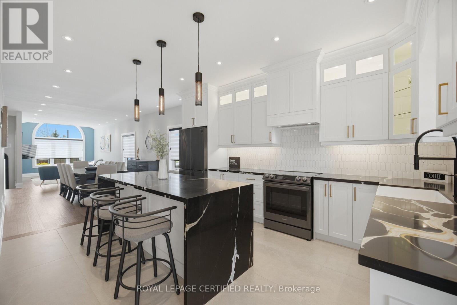 306 Avro Road, Vaughan, Ontario  L6A 1X6 - Photo 11 - N13052738