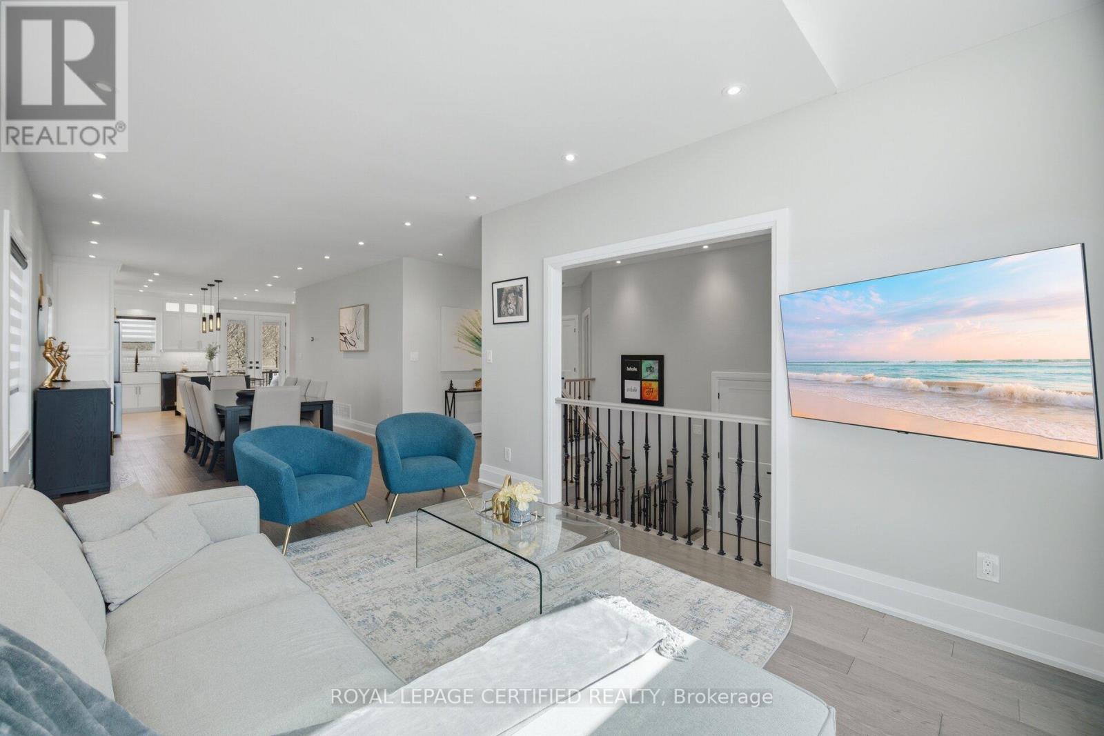 306 Avro Road, Vaughan, Ontario  L6A 1X6 - Photo 6 - N13052738