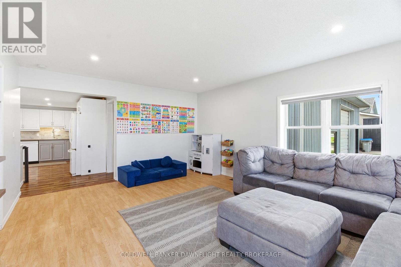 181 Mcconnell Street, South Huron, Ontario  N0M 1S3 - Photo 5 - X13052194