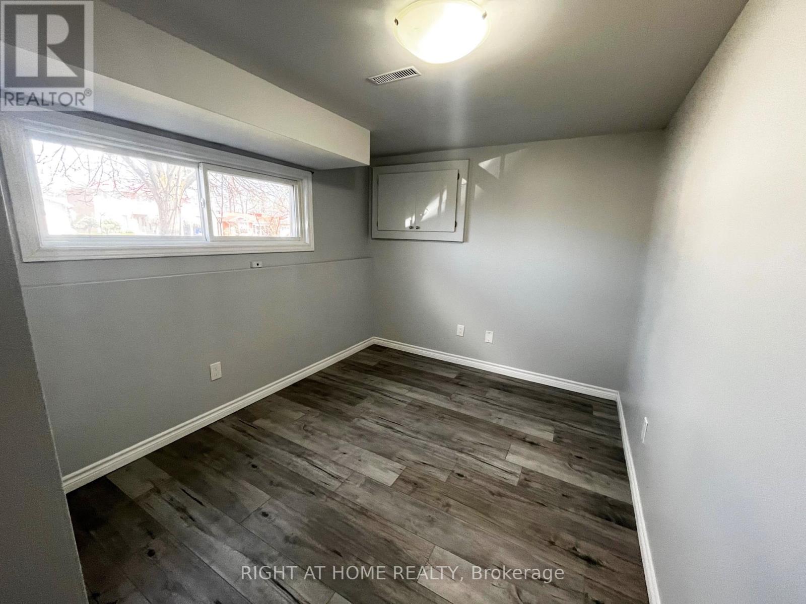 Unit 2 - 294 Anne Street N, Barrie, Ontario  L4N 5H9 - Photo 8 - S13052702