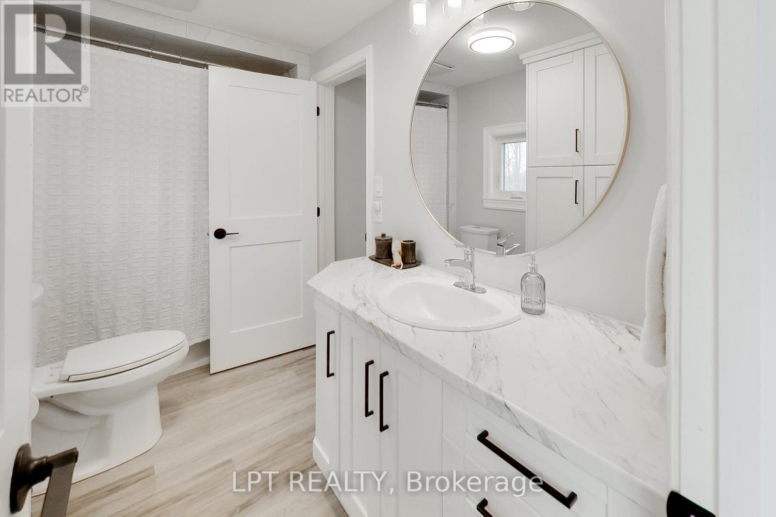 33 Ridge Road W, Oro-Medonte, Ontario  L0L 2E0 - Photo 18 - S13052718