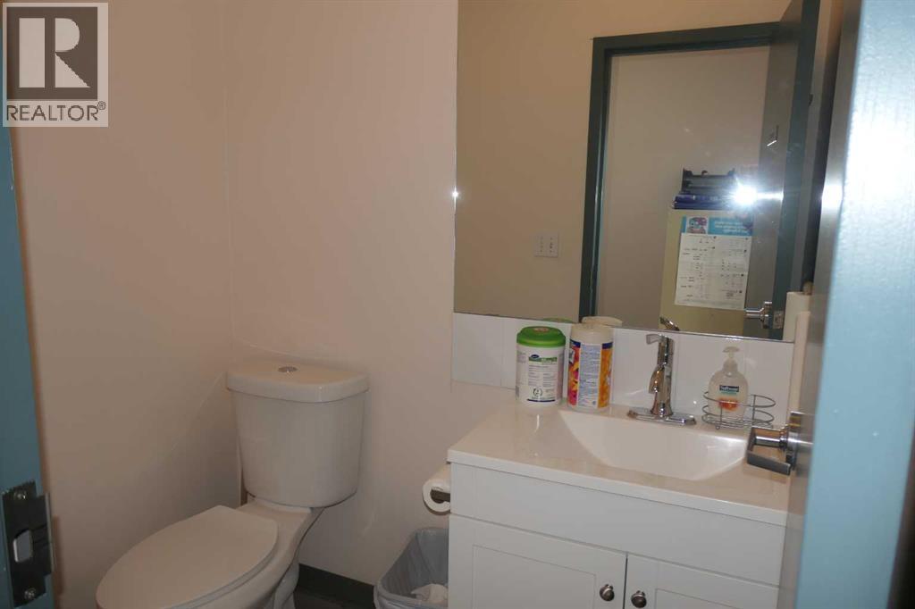 219, 328 Centre Street Se, Calgary, Alberta  T2G 4X6 - Photo 15 - A2305793