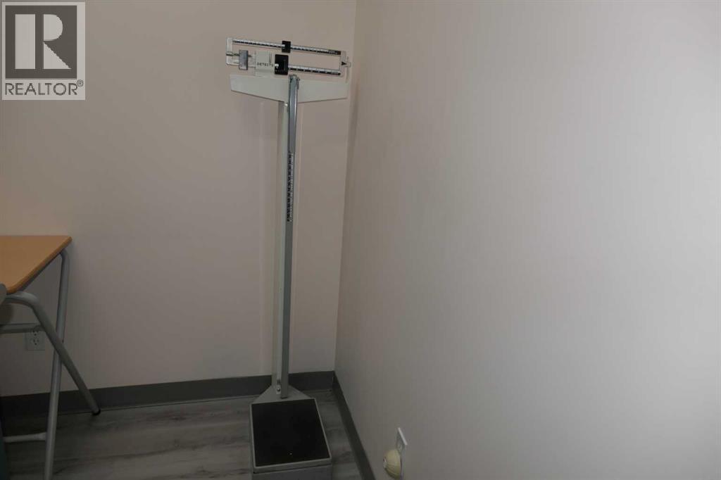 219, 328 Centre Street Se, Calgary, Alberta  T2G 4X6 - Photo 7 - A2305793