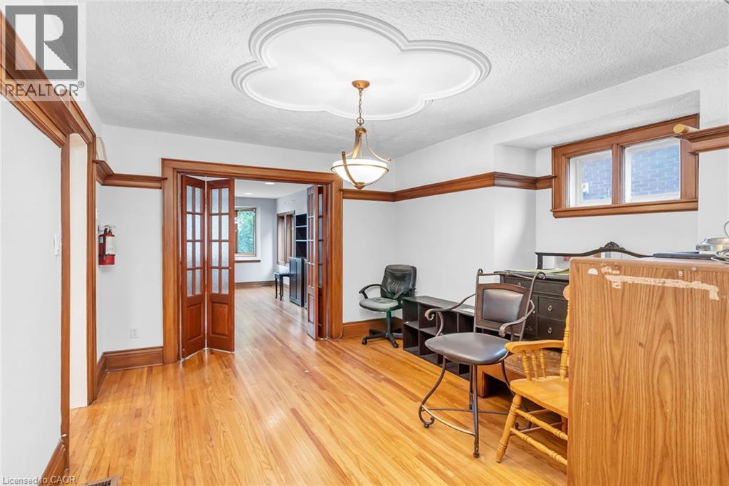 81 Sterling Street, Hamilton, Ontario  L8S 4J1 - Photo 14 - 40824903