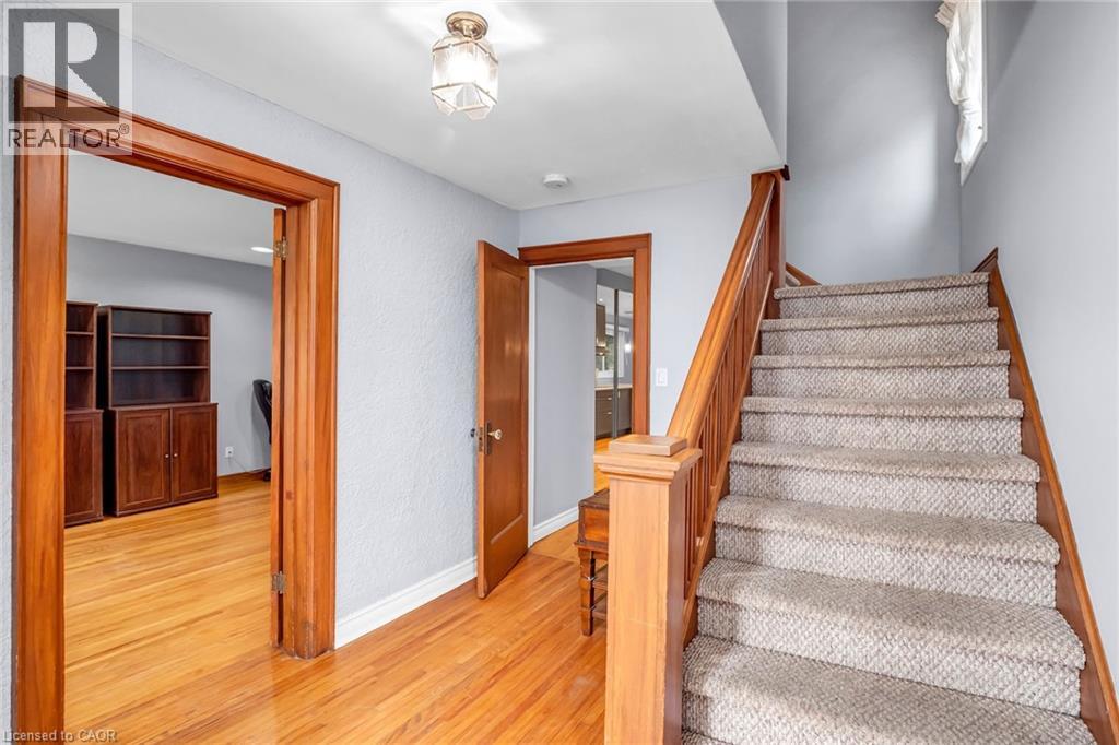 81 Sterling Street, Hamilton, Ontario  L8S 4J1 - Photo 6 - 40824903