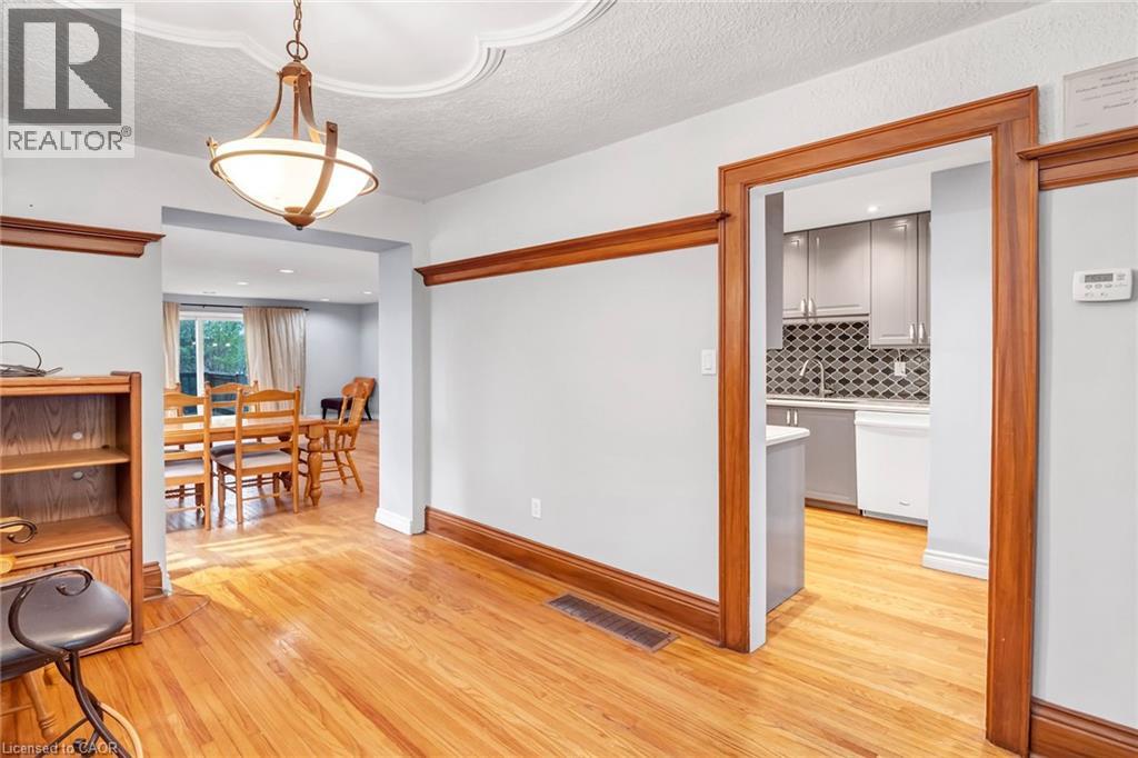 81 Sterling Street, Hamilton, Ontario  L8S 4J1 - Photo 9 - 40824903