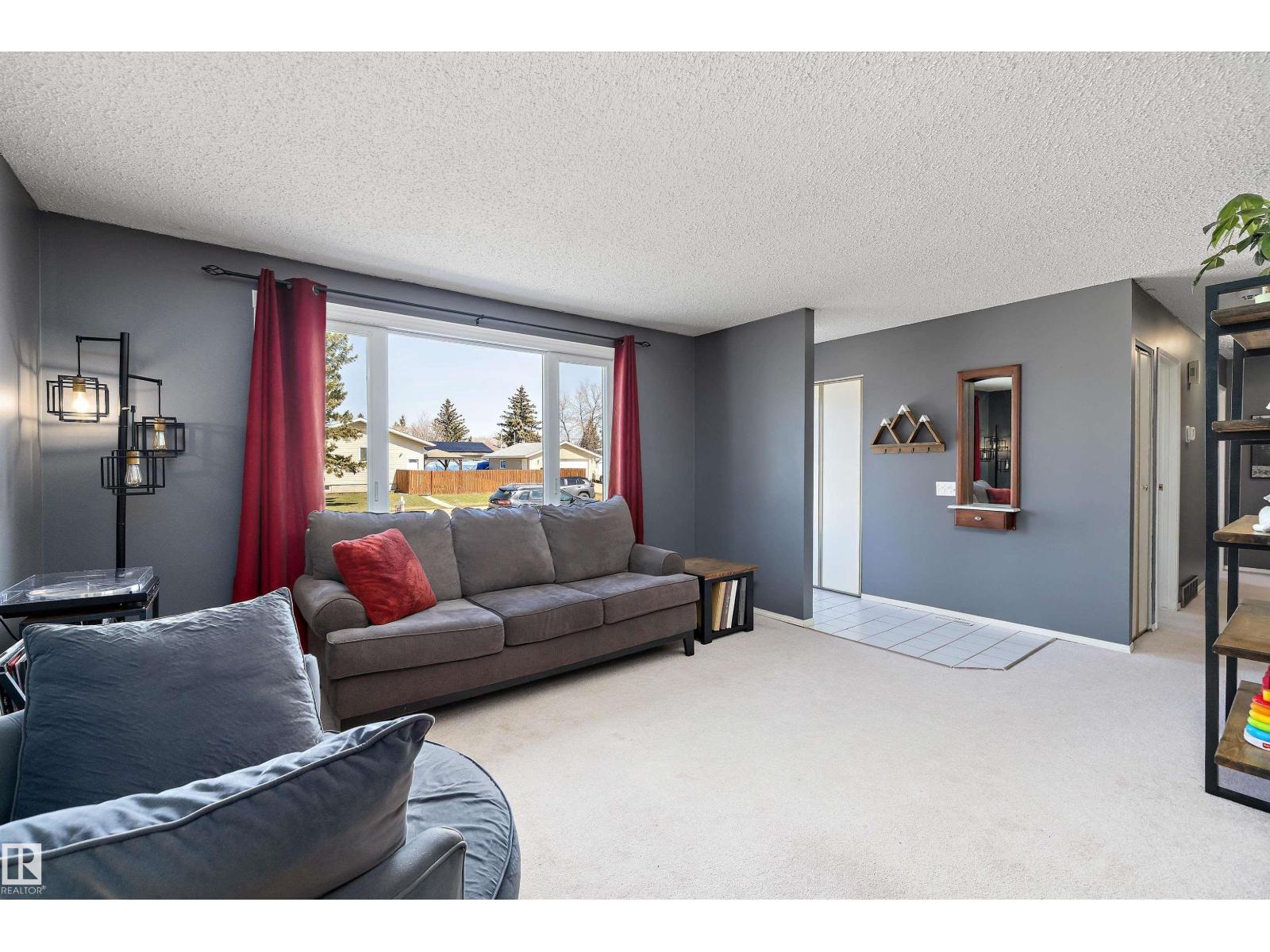 9419 98 Av, Morinville, Alberta  T8R 1J5 - Photo 8 - E4484463