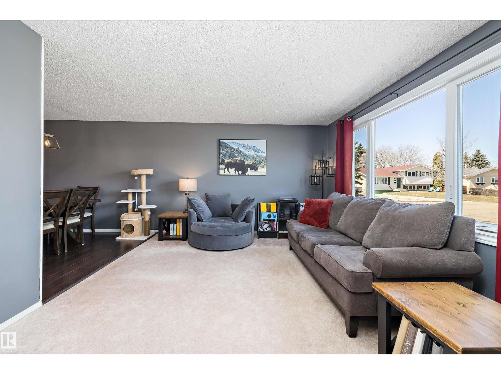 9419 98 Av, Morinville, Alberta  T8R 1J5 - Photo 6 - E4484463