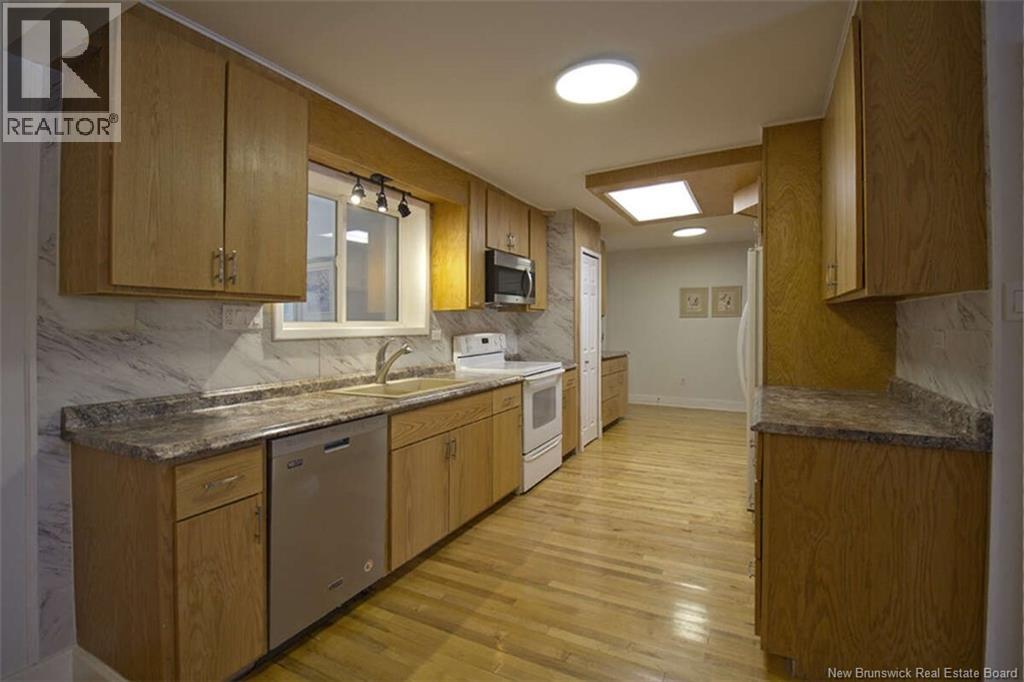 6 8 Harbour Street, Newcastle Creek, New Brunswick  E4B 2K5 - Photo 12 - NB118176