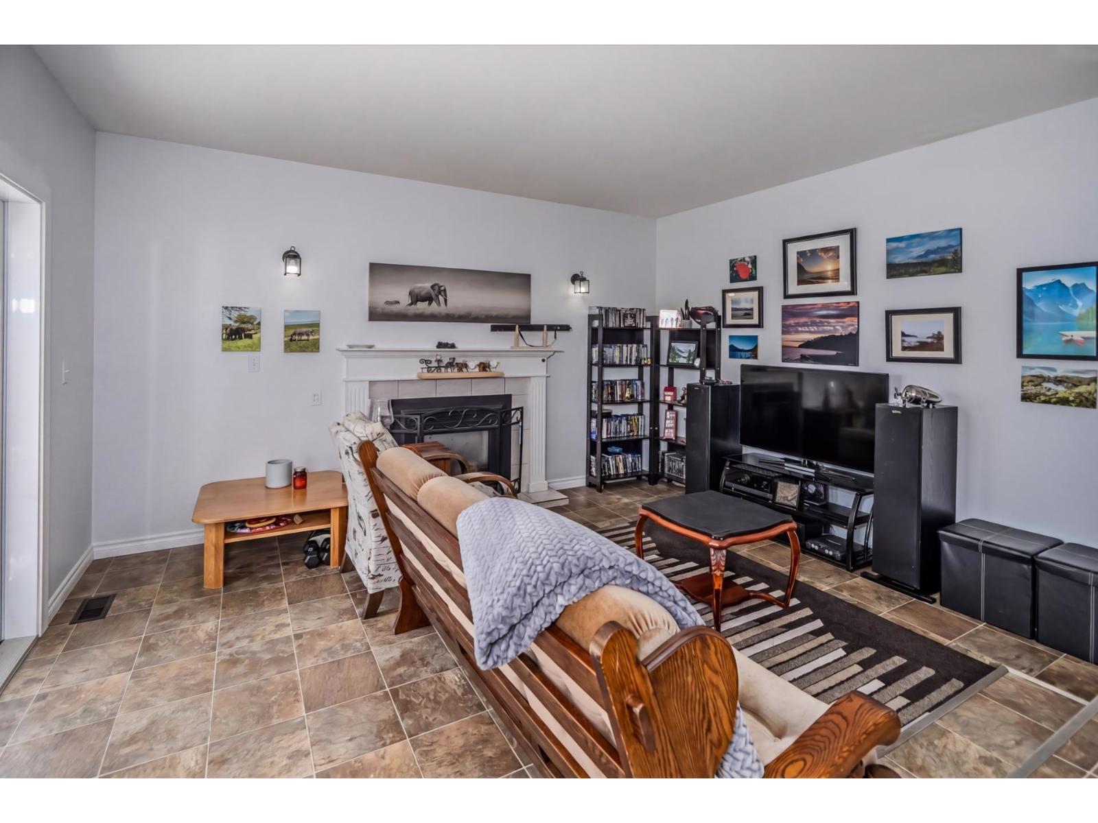 2523 Country Court, Abbotsford, British Columbia  V3G 1M1 - Photo 12 - R3116007