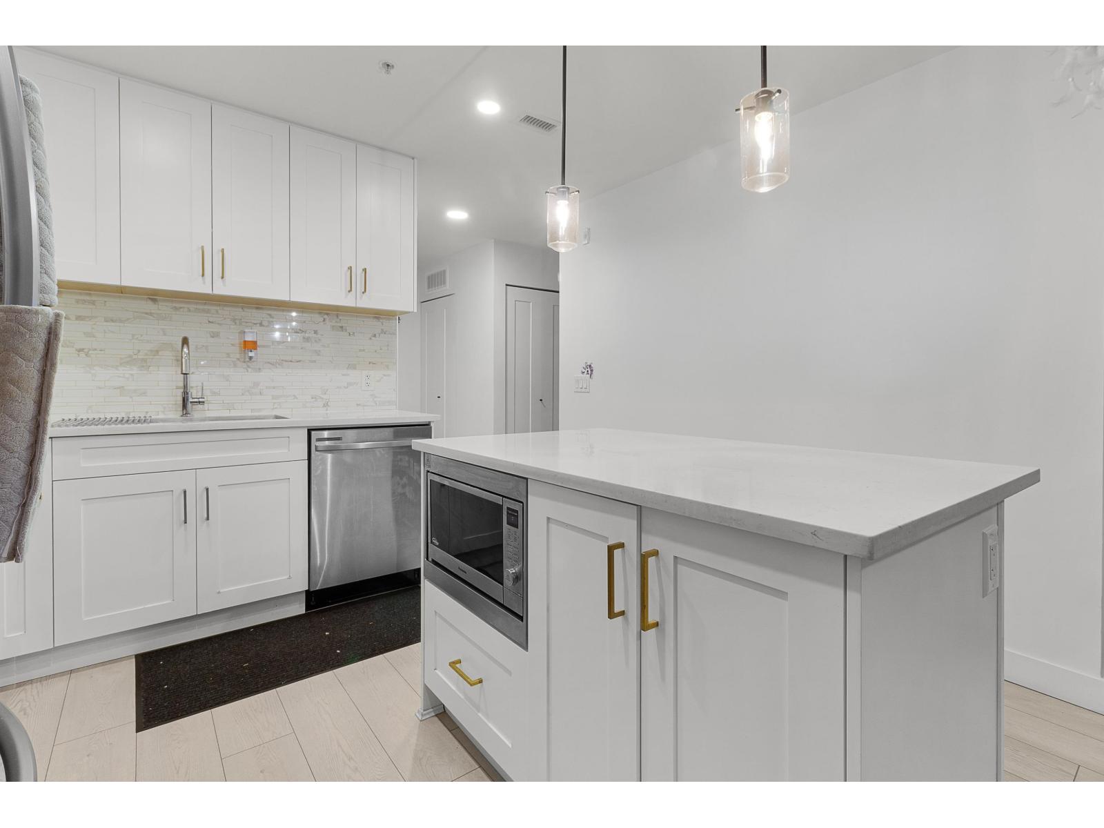 408 19945 Brydon Crescent, Langley, British Columbia  V3A 4A6 - Photo 8 - R3115864