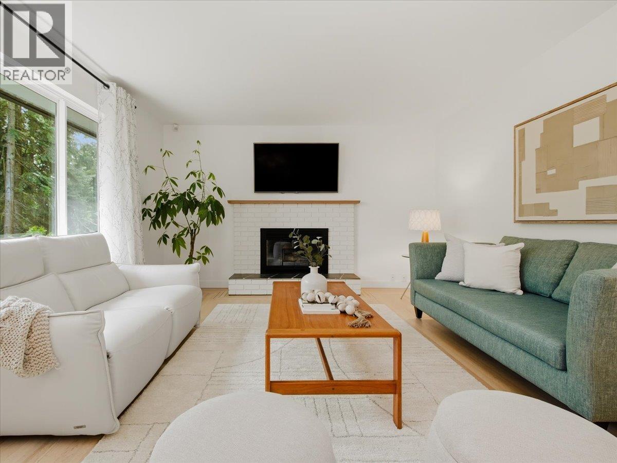 1392 Chamberlain Drive, North Vancouver, British Columbia  V7K 1P6 - Photo 10 - R3114257