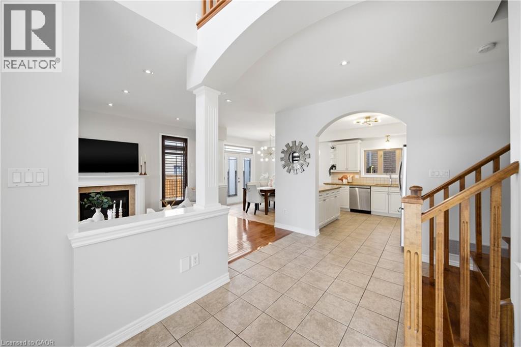 189 Cloverleaf Drive, Ancaster, Ontario  L9K 1T4 - Photo 9 - 40824393