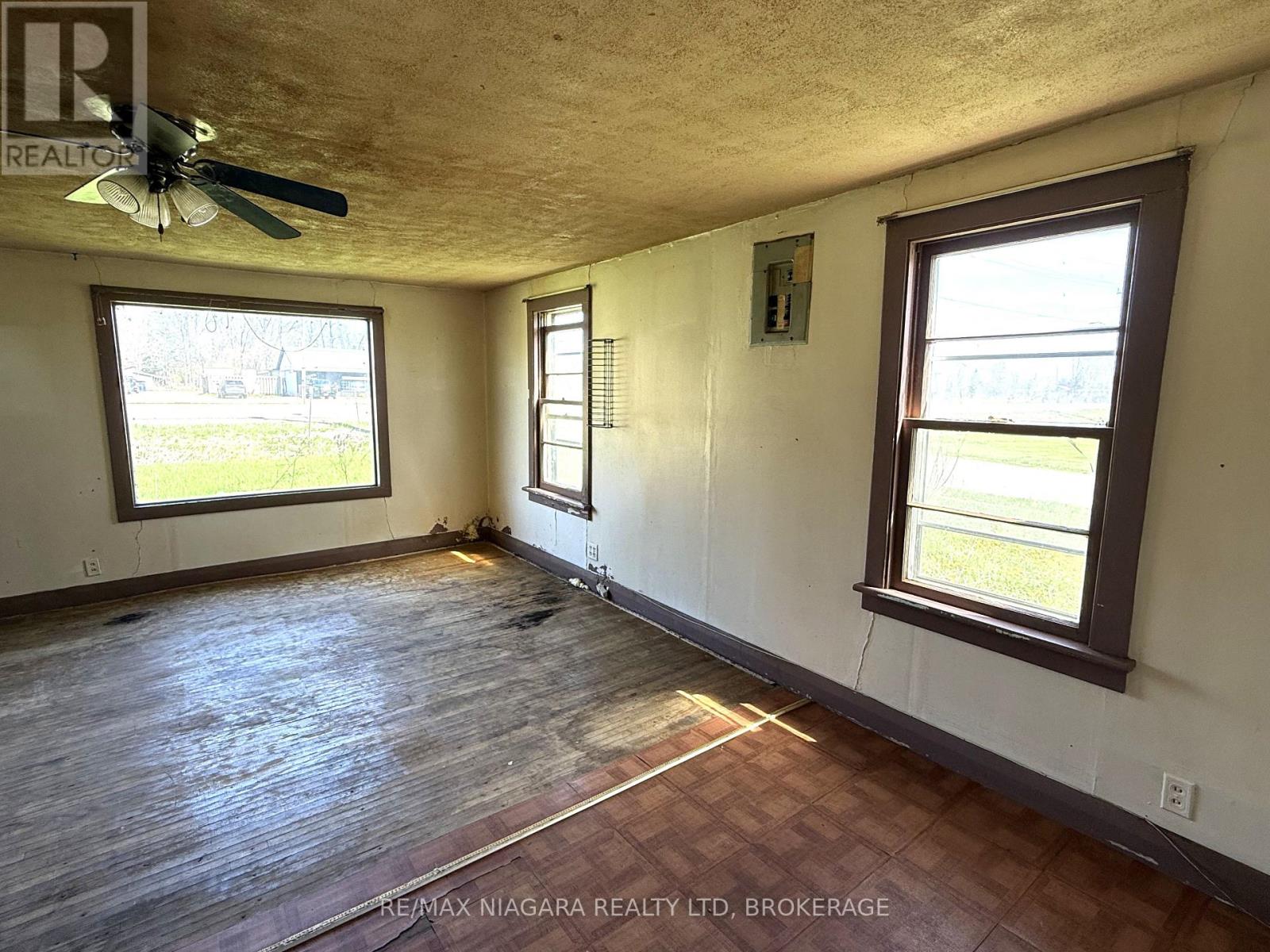 1891 Garrison Road, Fort Erie, Ontario  L2A 5M4 - Photo 8 - X13052830