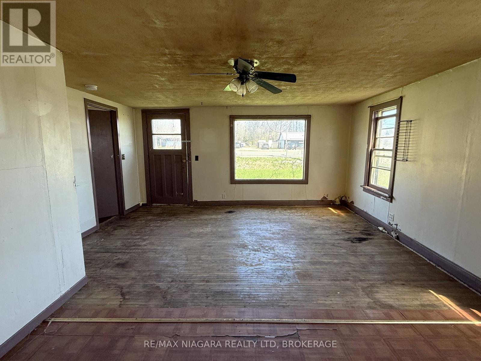 1891 Garrison Road, Fort Erie, Ontario  L2A 5M4 - Photo 9 - X13052830