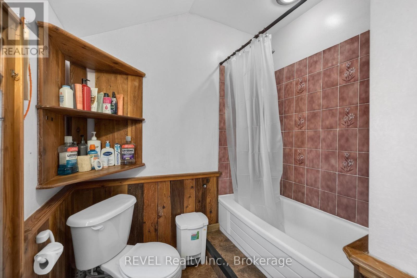 6251 Ash Street, Niagara Falls, Ontario  L2G 2H4 - Photo 13 - X13052868