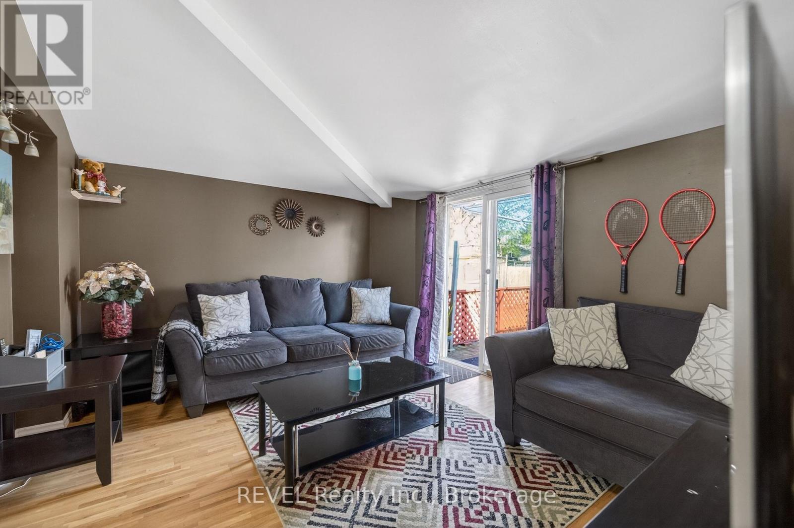 6251 Ash Street, Niagara Falls, Ontario  L2G 2H4 - Photo 3 - X13052868