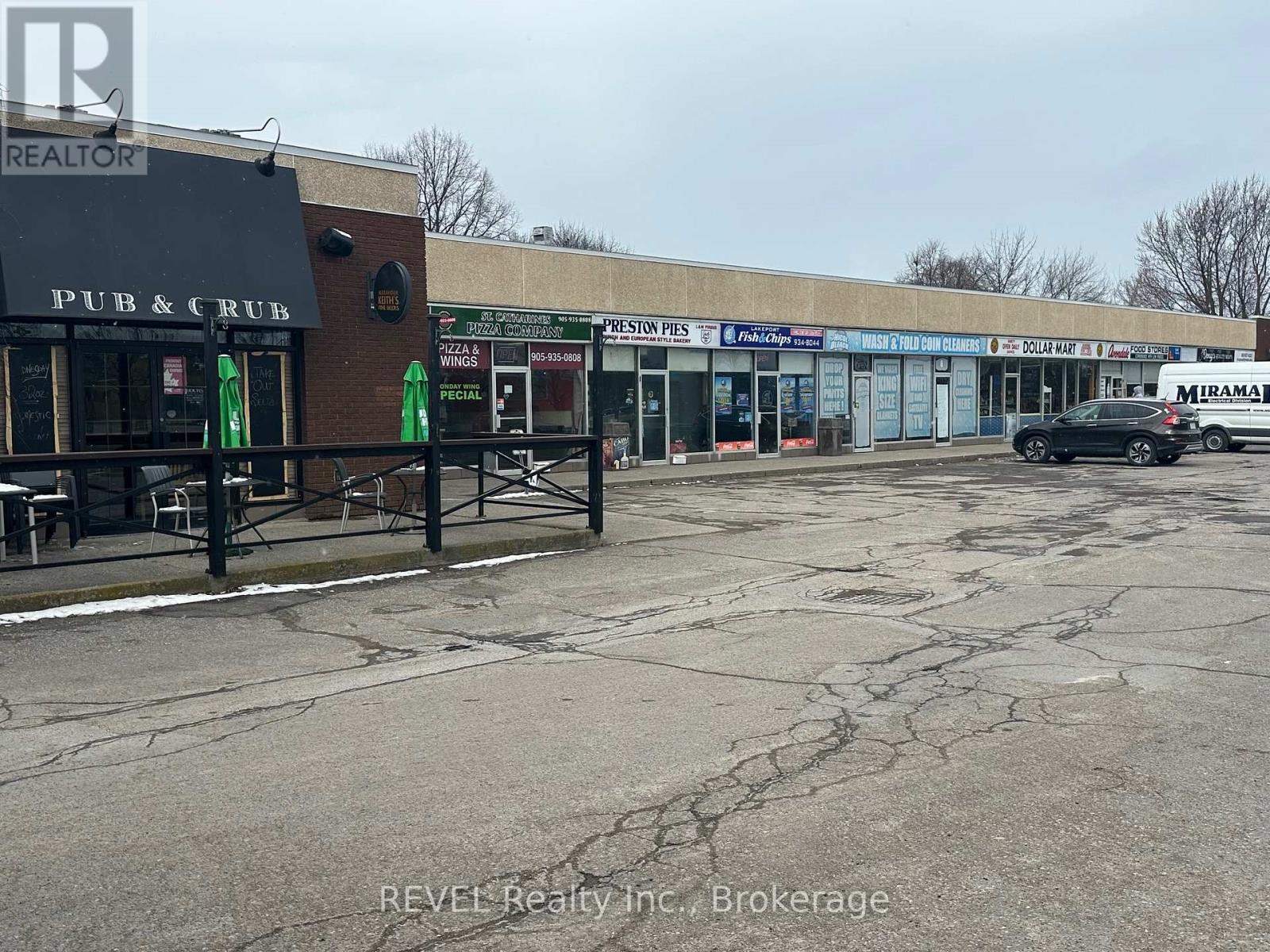 224 Lakeport Road, St. Catharines, Ontario  L2N 4R5 - Photo 3 - X13053060