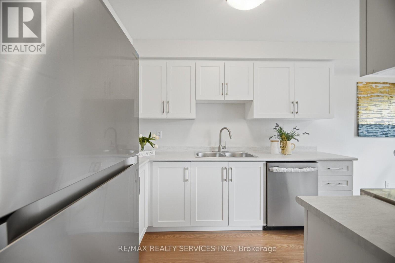 45 Monaco Court, Brampton, Ontario  L7A 1X4 - Photo 13 - W13052634