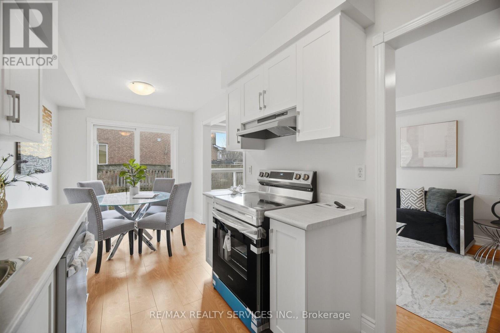 45 Monaco Court, Brampton, Ontario  L7A 1X4 - Photo 14 - W13052634