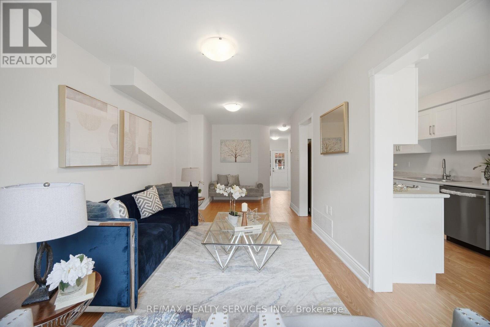 45 Monaco Court, Brampton, Ontario  L7A 1X4 - Photo 6 - W13052634