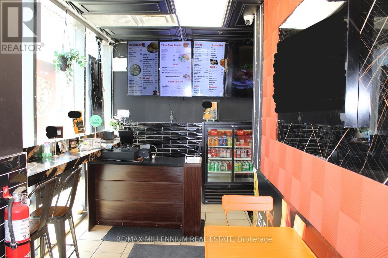 104 - 2240 Lakeshore Boulevard W, Toronto, Ontario  M8V 0B1 - Photo 8 - W13052674