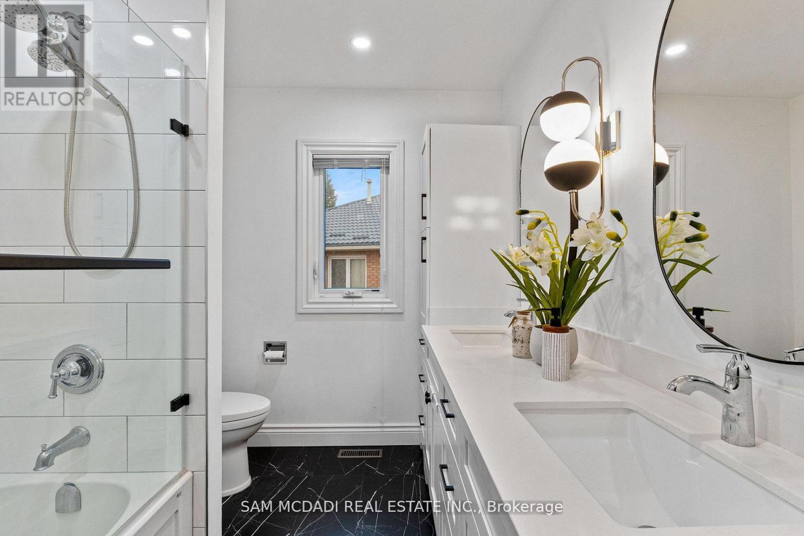 4025 Rolling Valley Drive, Mississauga, Ontario  L5L 5P3 - Photo 25 - W13052730