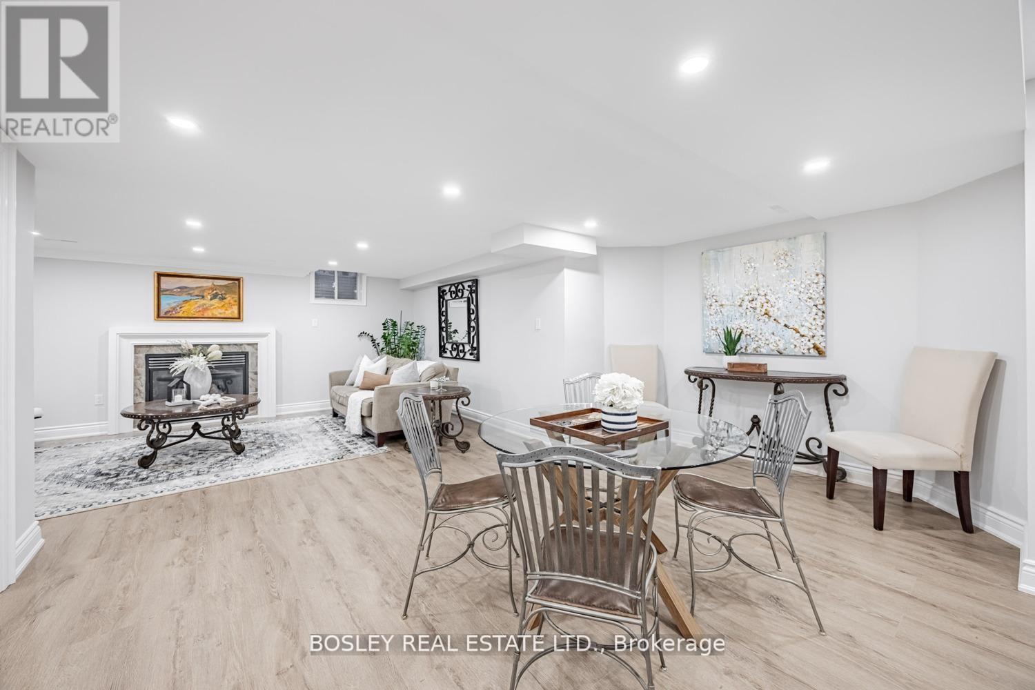 6358 Lisgar Drive, Mississauga, Ontario  L5N 7W1 - Photo 30 - W13052742