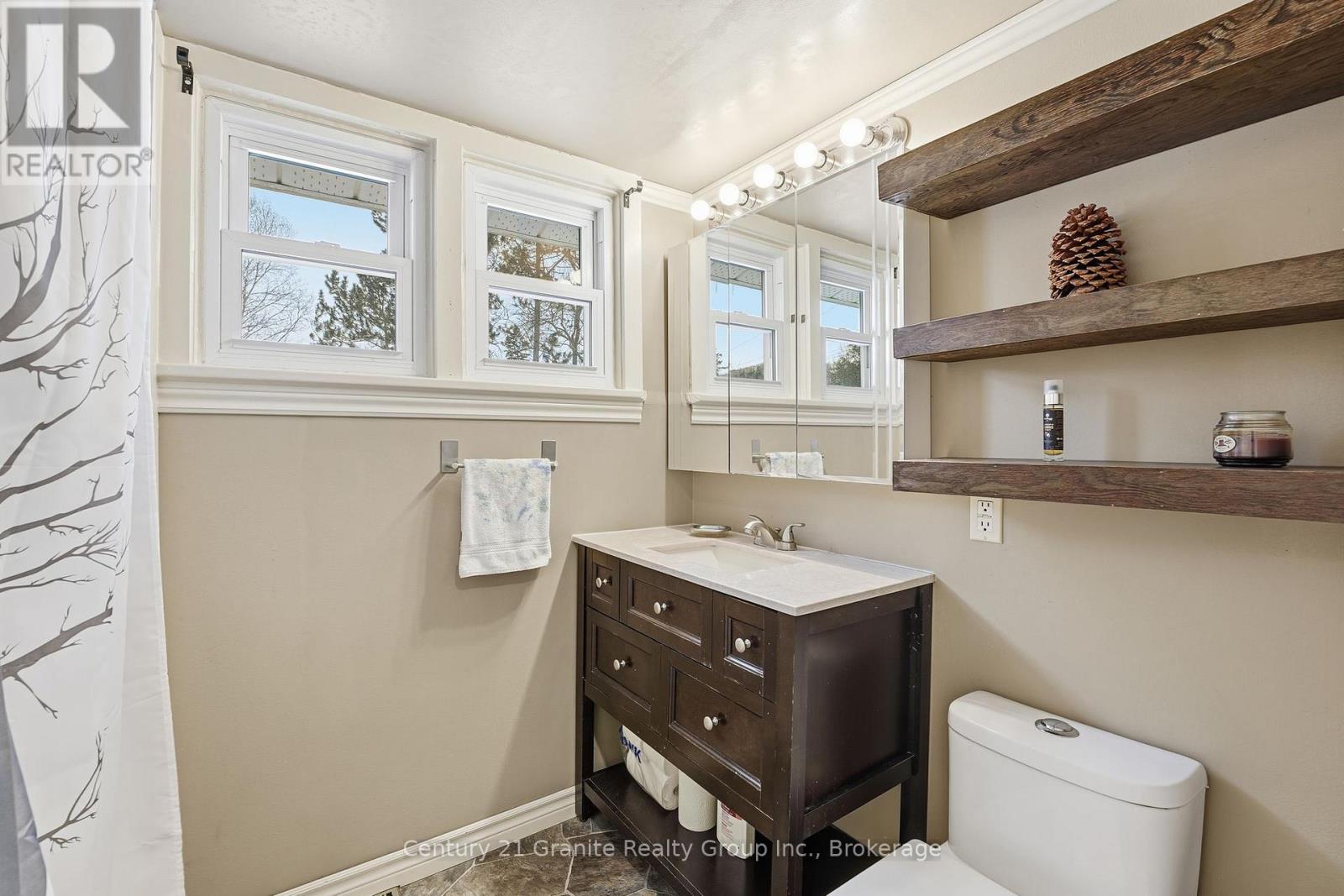 101 Victoria Street, Dysart Et Al, Ontario  K0M 1S0 - Photo 24 - X12784224