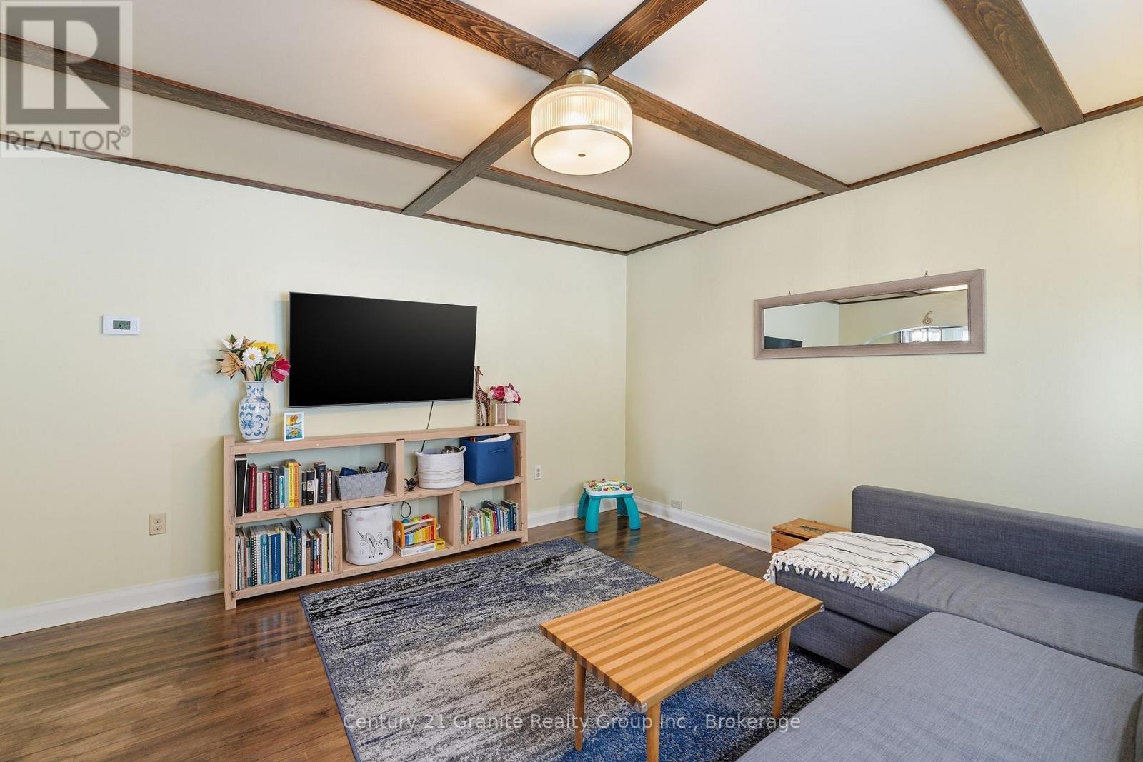 101 Victoria Street, Dysart Et Al, Ontario  K0M 1S0 - Photo 15 - X12784224