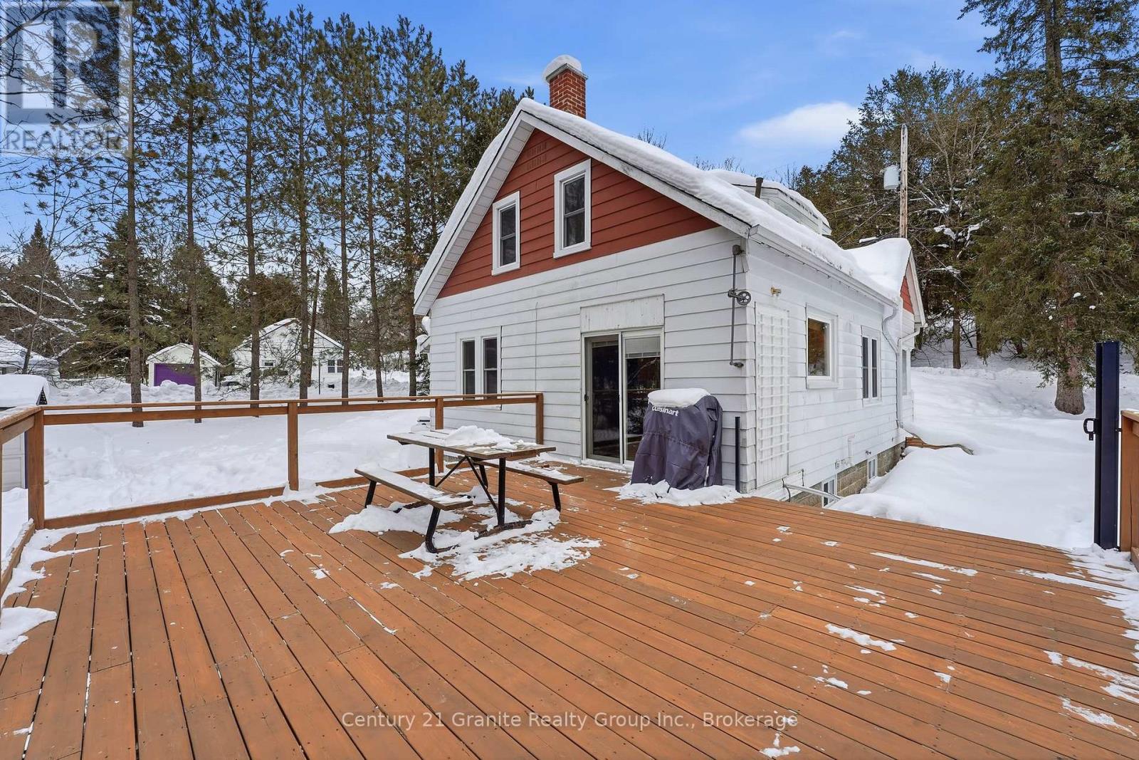 101 Victoria Street, Dysart Et Al, Ontario  K0M 1S0 - Photo 30 - X12784224