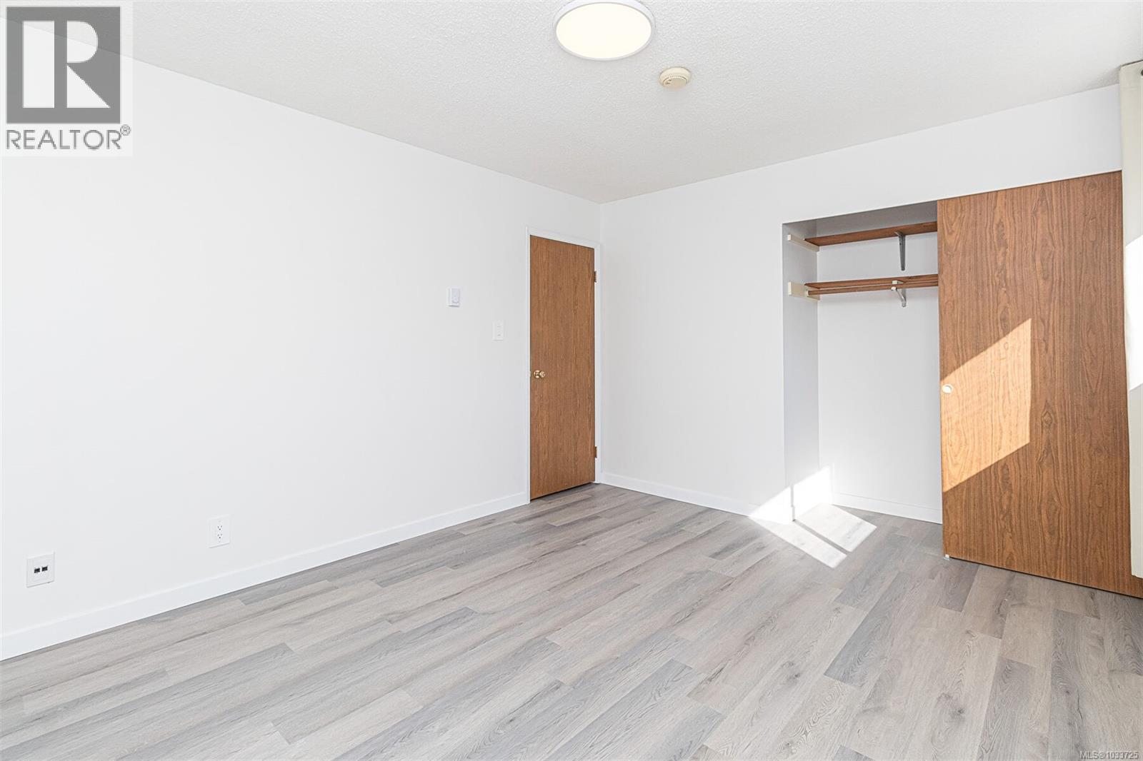 926 Market St, Victoria, British Columbia  V8T 2E9 - Photo 15 - 1033725