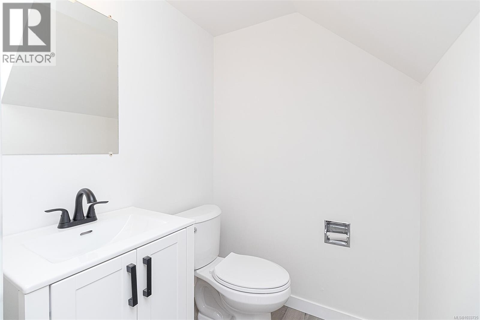 926 Market St, Victoria, British Columbia  V8T 2E9 - Photo 16 - 1033725