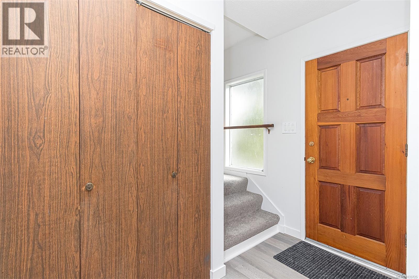 926 Market St, Victoria, British Columbia  V8T 2E9 - Photo 4 - 1033725