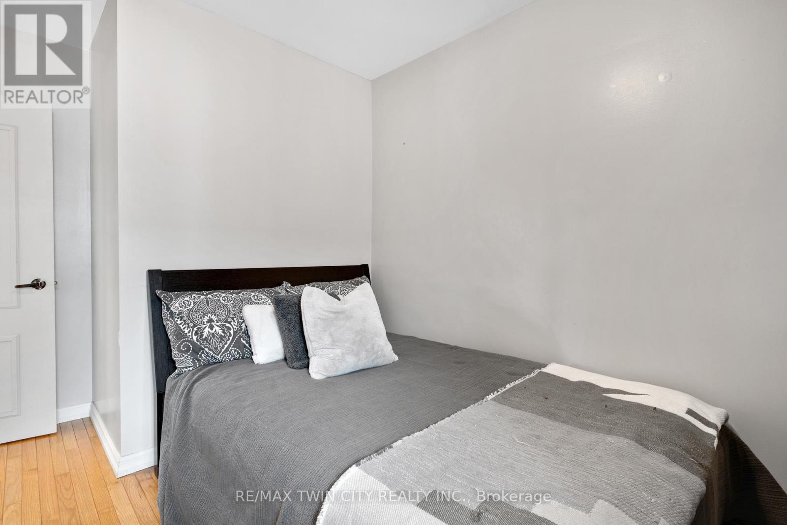 36 Hilltop Drive, Cambridge, Ontario  N1R 1T1 - Photo 10 - X13052654