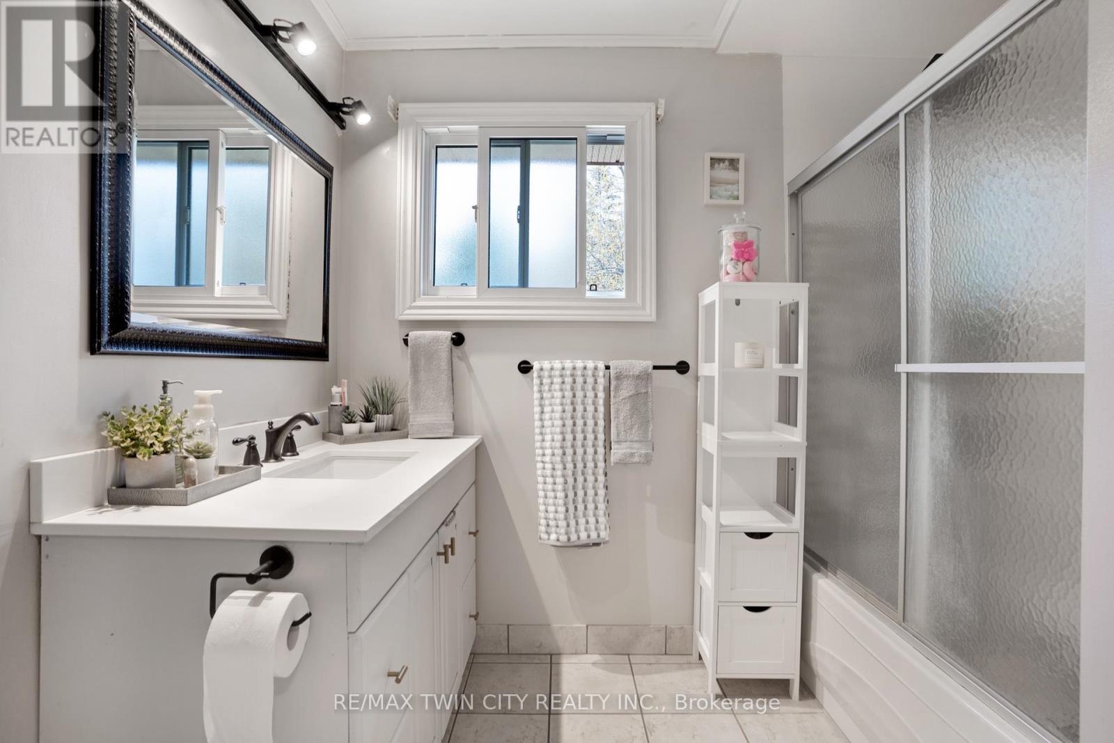 36 Hilltop Drive, Cambridge, Ontario  N1R 1T1 - Photo 14 - X13052654